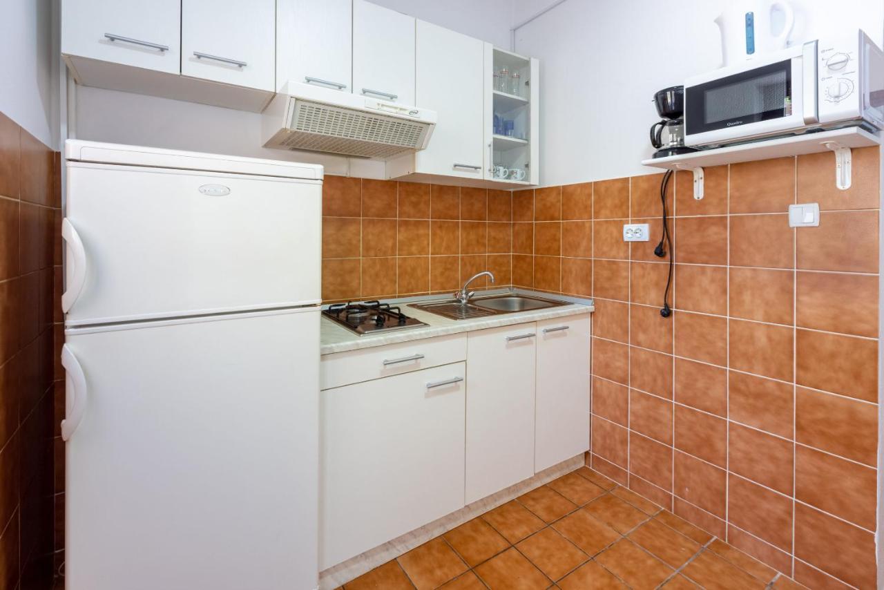 Apartments Lilin Crikvenica Exterior foto