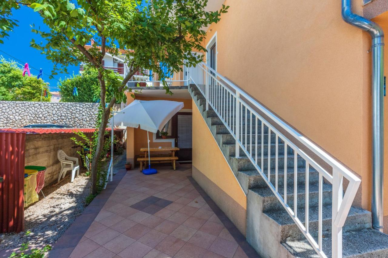 Apartments Lilin Crikvenica Exterior foto
