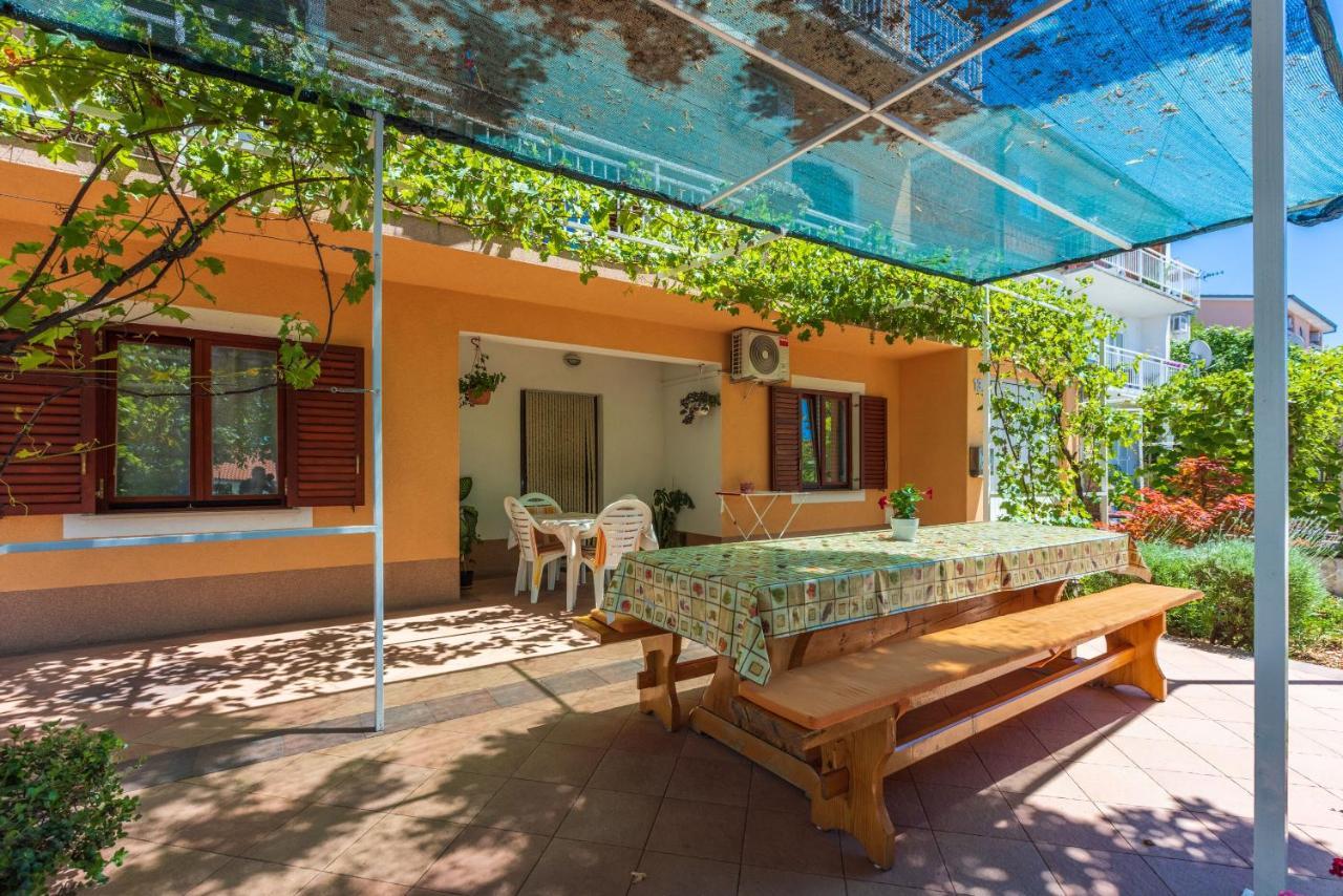Apartments Lilin Crikvenica Exterior foto