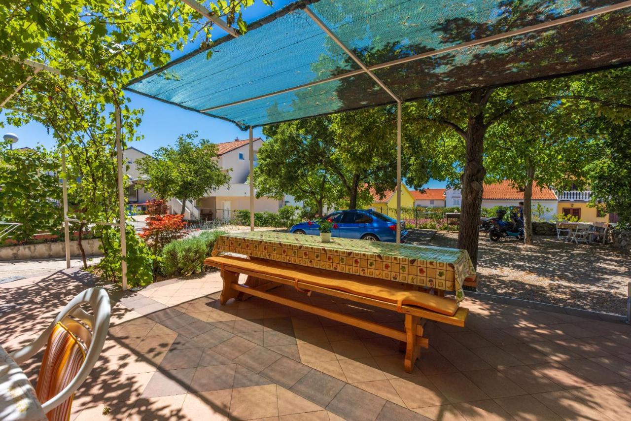 Apartments Lilin Crikvenica Exterior foto
