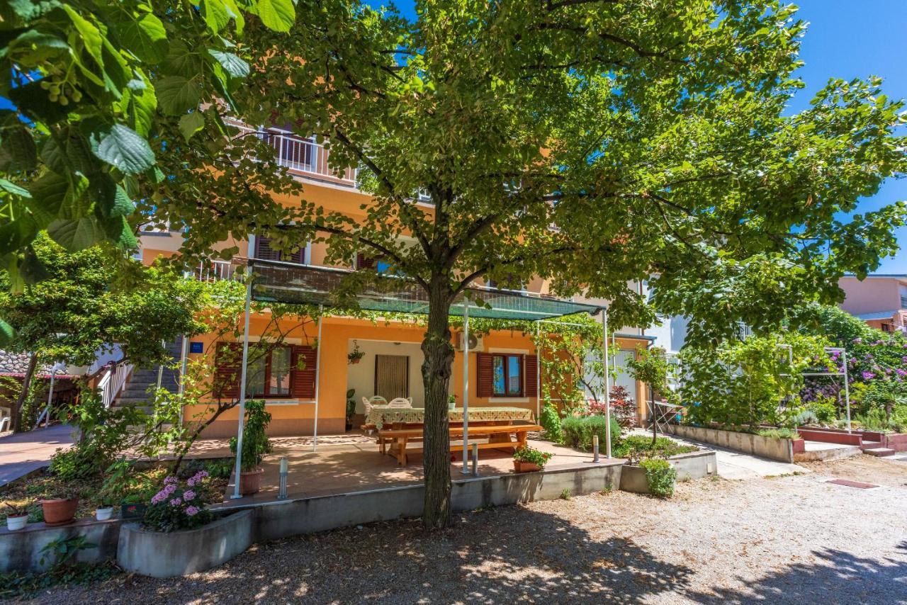 Apartments Lilin Crikvenica Exterior foto