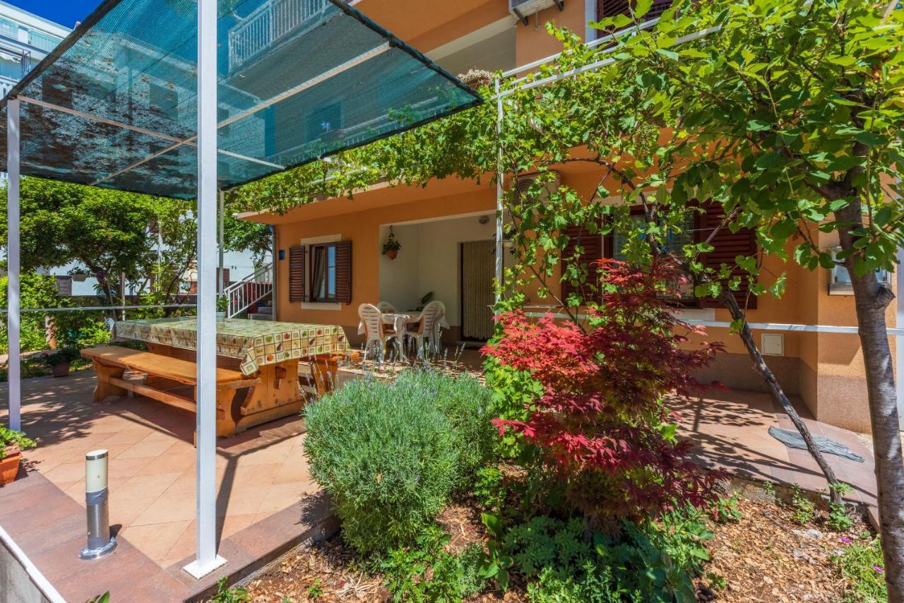 Apartments Lilin Crikvenica Exterior foto